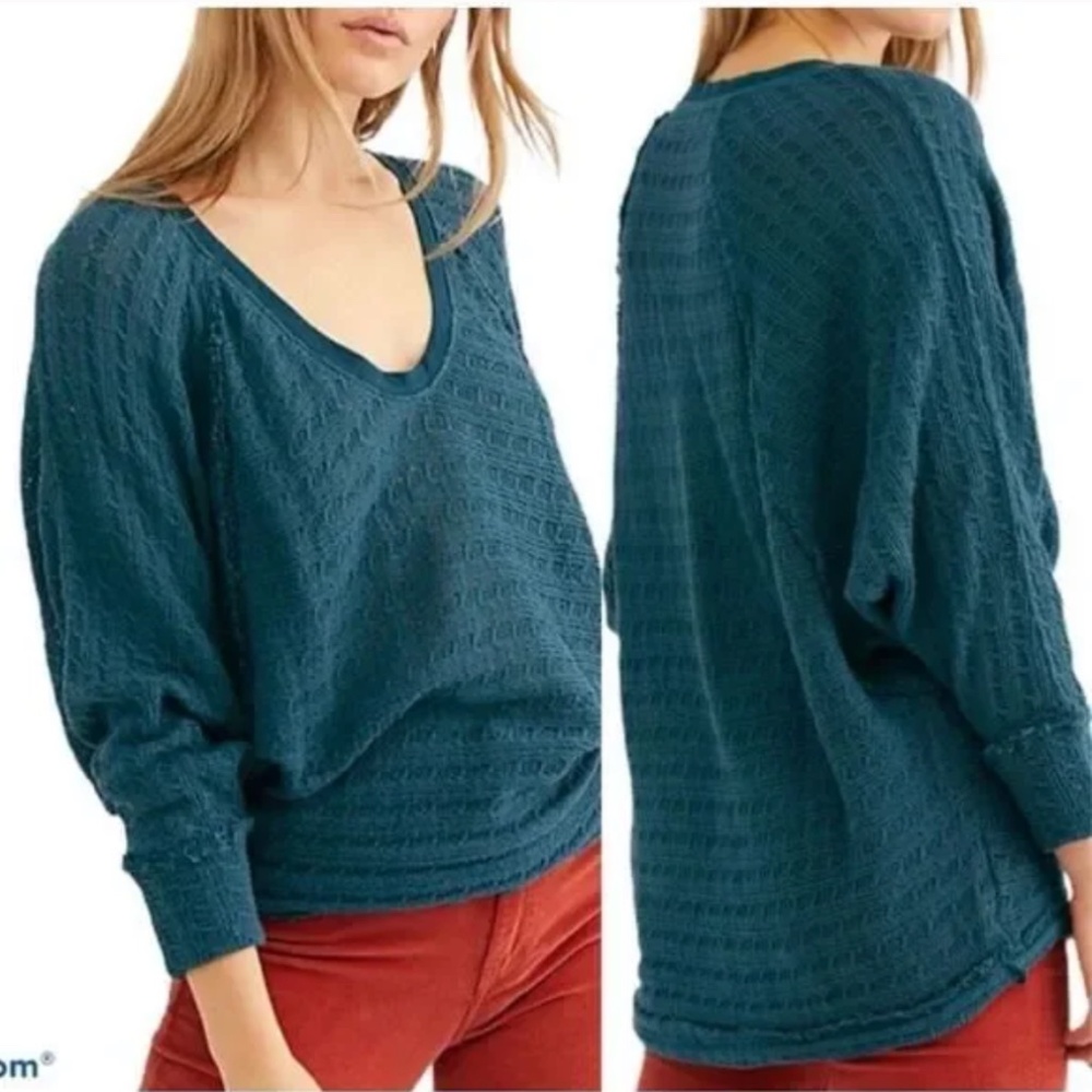 Free People Thien’s Hacvi Top in Teal Size Large